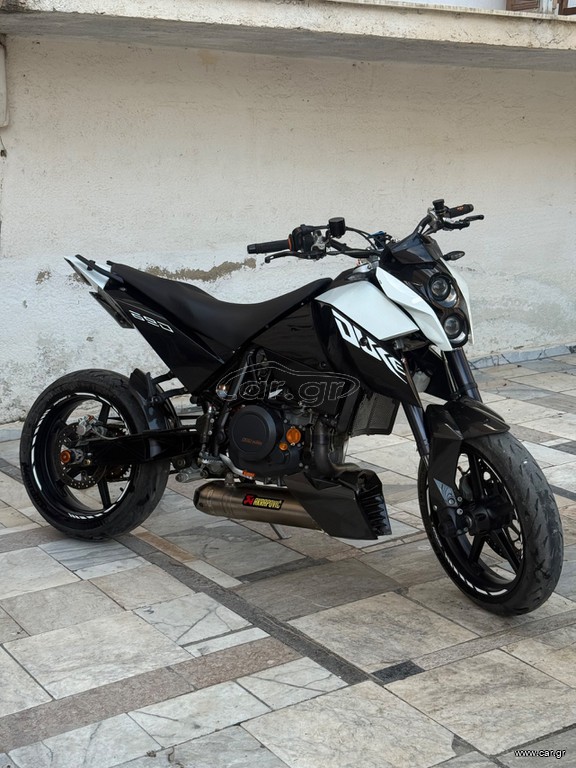 KTM 690 Duke 2010