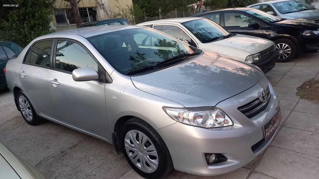 Toyota Corolla 2010 8.000€ με το κλειδι στο χερι