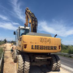 Εκσκαφέας Με Λάστιχα Liebherr 2001 904-thumb-2