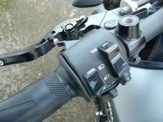 Yamaha MT-09 2016-thumb-18