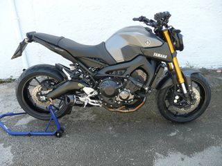 Yamaha MT-09 2016-thumb-22