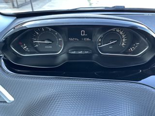 Peugeot 208 2016-thumb-65
