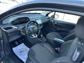Peugeot 208 2016-thumb-75