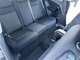 Peugeot 208 2016-thumb-46
