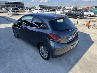 Peugeot 208 2016-thumb-13