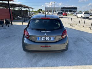Peugeot 208 2016-thumb-14