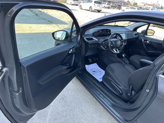 Peugeot 208 2016-thumb-29