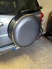 Κάλυμμα ρεζέρβας γνήσιο για Daihatsu Terios 2005-2012