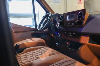 Mercedes-Benz 2023 Mercedes Sprinter 19Θ 2022  Aristocrat Alcantara & Brown-thumb-34