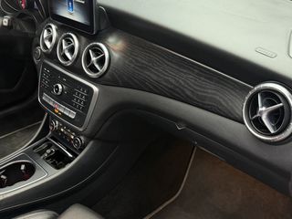 Mercedes-Benz CLA 250 2018 ΑΡΙΣΤΟ/ΑΨΕΓΑΔΙΑΣΤΟ/FULL EXTRA-thumb-19