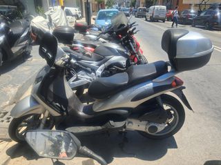 Piaggio Beverly 200 2003-thumb-2