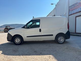 Opel Combo 2017 1.3 CDTI DIESEL, KLIMA-thumb-1