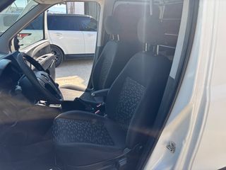 Opel Combo 2017 1.3 CDTI DIESEL, KLIMA-thumb-9