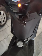 Piaggio Beverly 300i 2018 POLICE ABS/ASR-thumb-12