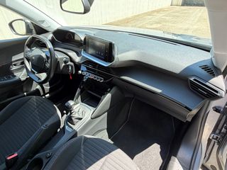 Peugeot 2008 2020-thumb-11