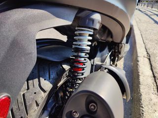 Piaggio Beverly 350 2017 Euro 4 - Sport Touring-thumb-2