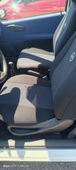 Fiat Punto 2002-thumb-6