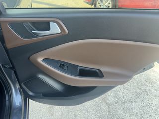 Hyundai i 20 2016 1.4 DIESEL YES-thumb-41