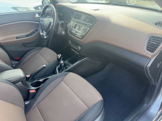 Hyundai i 20 2016 1.4 DIESEL YES-thumb-35