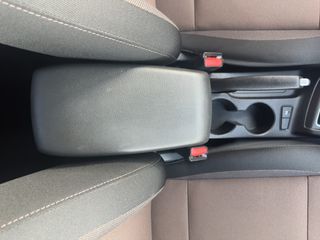 Hyundai i 20 2016 1.4 DIESEL YES-thumb-29
