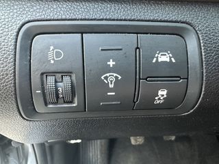 Hyundai i 20 2016 1.4 DIESEL YES-thumb-17