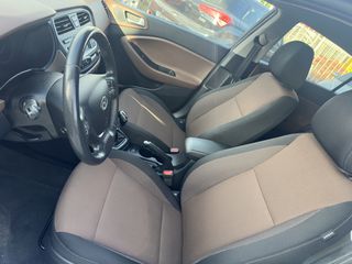 Hyundai i 20 2016 1.4 DIESEL YES-thumb-33