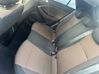 Hyundai i 20 2016 1.4 DIESEL YES-thumb-34