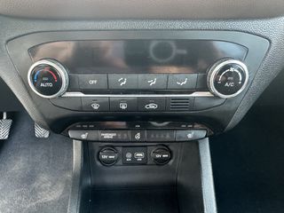 Hyundai i 20 2016 1.4 DIESEL YES-thumb-25