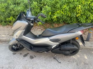 Yamaha NMAX 125 2018-thumb-3
