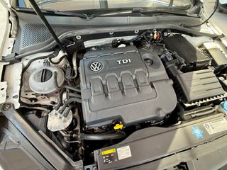 Volkswagen Golf 2015 R-LINE *ΕΠΕΤΕΙΑΚΟ* DSG/Navi/Led/Parktronic/Cruise-thumb-52