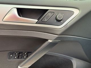 Volkswagen Golf 2015 R-LINE *ΕΠΕΤΕΙΑΚΟ* DSG/Navi/Led/Parktronic/Cruise-thumb-23
