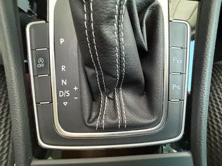 Volkswagen Golf 2015 R-LINE *ΕΠΕΤΕΙΑΚΟ* DSG/Navi/Led/Parktronic/Cruise-thumb-29