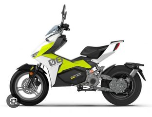 Roller / Scooter 2023 Felo 06