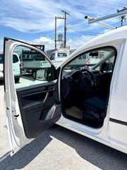 Volkswagen Caddy 2016-thumb-11