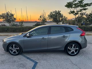 Volvo V40 2014 V40 D2