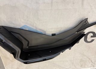 Πάτωμα αριστερό APRILIA SR GT 125-200