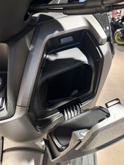 Yamaha NMAX 2026 NMAX 155 TECH MAX 2026-thumb-11