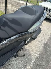 Yamaha XMAX 250 2011-thumb-9