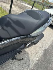 Yamaha XMAX 250 2011-thumb-11