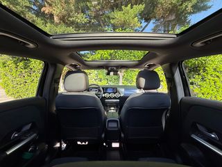 Mercedes-Benz GLA 200 2024 AMG - PREMIUM PANO - NAVI - LED - FULL EXTRA-thumb-9