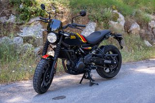 Royal Enfield Guerillia 450 2024