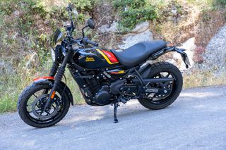 Royal Enfield Guerillia 450 2024