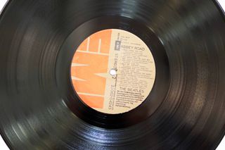 THE BEATLES - ABBEY ROAD-thumb-6