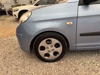 Kia Picanto 2010-thumb-30