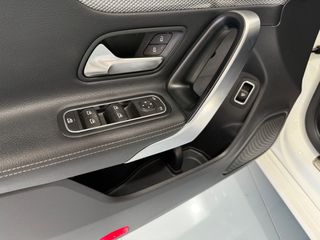 Mercedes-Benz CLA 180 2022 CLA COUPé 180 D 7G-DCT-thumb-17