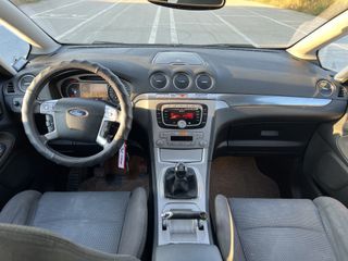 Ford S-Max 2008-thumb-6