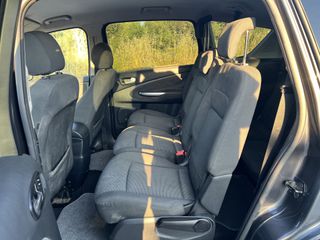Ford S-Max 2008-thumb-9