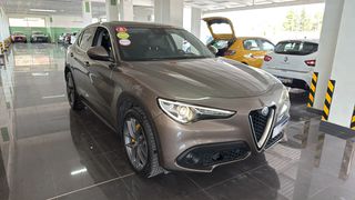 Alfa Romeo Stelvio 2019 Lusso Q4 Navi / 6 Χρόνια Δωρεάν Service-thumb-2
