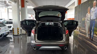 Alfa Romeo Stelvio 2019 Lusso Q4 Navi / 6 Χρόνια Δωρεάν Service-thumb-17