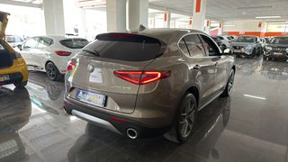 Alfa Romeo Stelvio 2019 Lusso Q4 Navi / 6 Χρόνια Δωρεάν Service-thumb-3